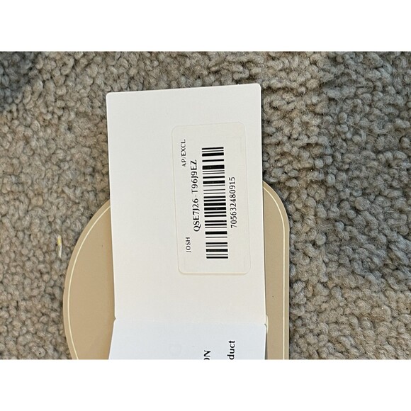 Danse Lente‎ Josh Leather Two Toned Convertible Bucket Bag with Shoulder Strap - Picture 15 of 16